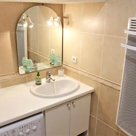 Amiraute I 21 2pieces 4 Personnes Apartment *